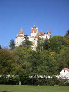 ドラキュラの舞台 ブラン城 公的施設として保存を Preserving Dracula S Castle こんなeu あんなeu 日常に見るヨーロッパ Life In The Eu